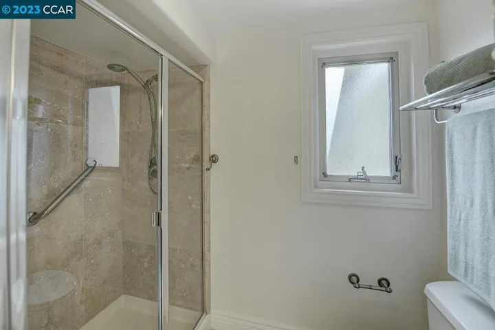 1109 Skycrest Dr 1, Walnut Creek, California 94595