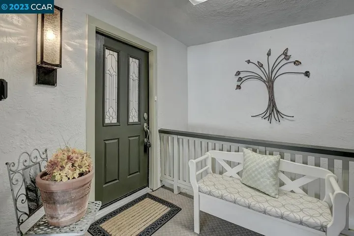 1109 Skycrest Dr 1, Walnut Creek, California 94595