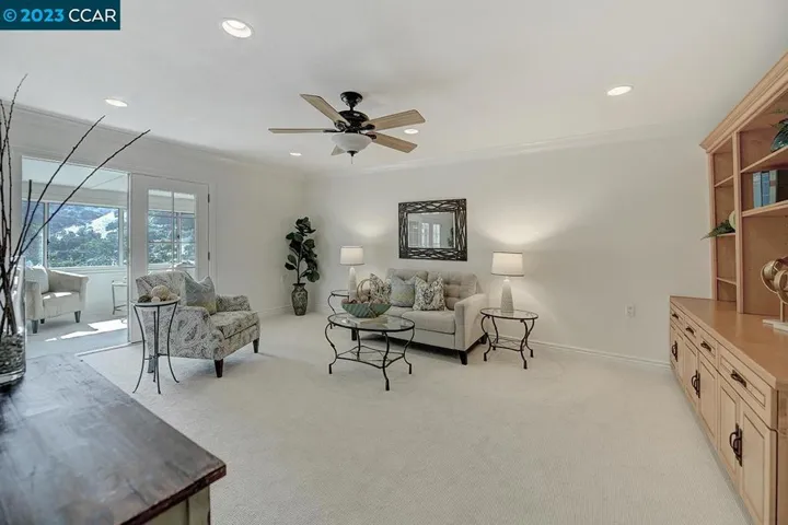 1109 Skycrest Dr 1, Walnut Creek, California 94595