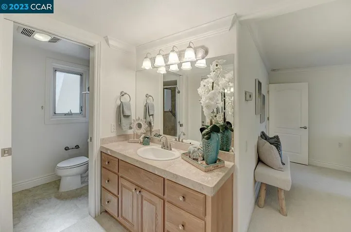 1109 Skycrest Dr 1, Walnut Creek, California 94595