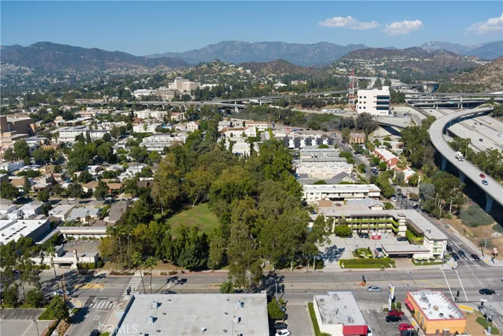 400 Lincoln Avenue, Glendale, California 91205