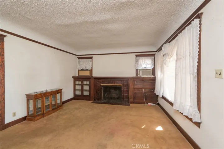 400 Lincoln Avenue, Glendale, California 91205
