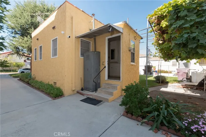 400 Lincoln Avenue, Glendale, California 91205