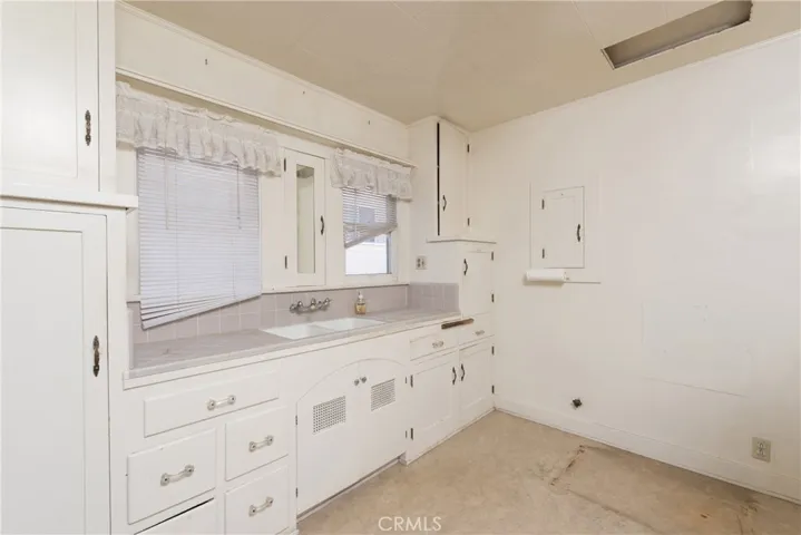 400 Lincoln Avenue, Glendale, California 91205