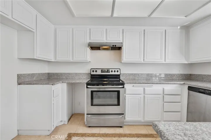 1815 Caddington Drive Unit 19, Rancho Palos Verdes, California 90275