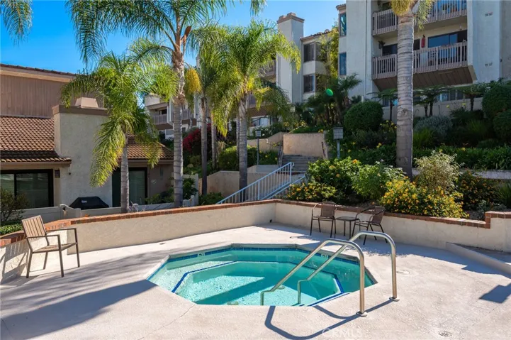 1815 Caddington Drive Unit 19, Rancho Palos Verdes, California 90275