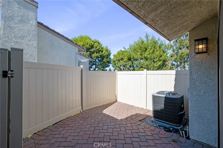 1815 Caddington Drive Unit 19, Rancho Palos Verdes, California 90275
