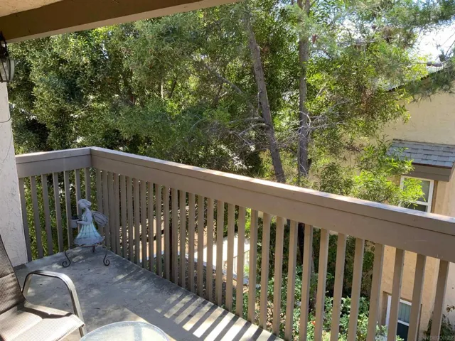 8560 Via Mallorca C, La Jolla, California 92037