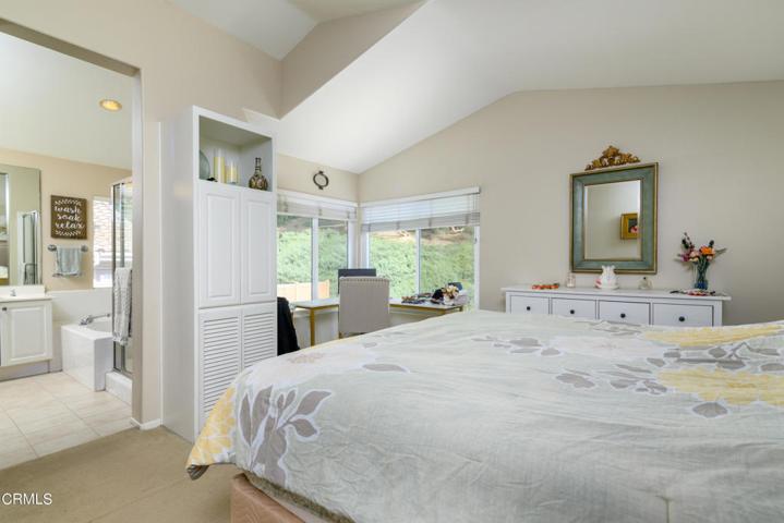 PRIMARY ROOM