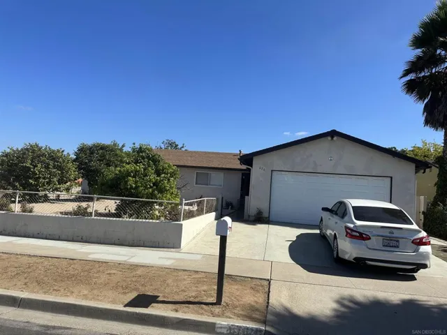 676 Charles Dr, California 92057