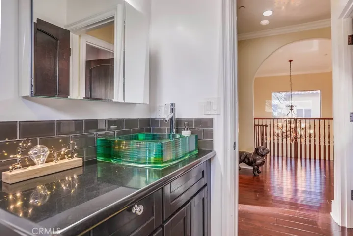 704 Vincent Park B, Redondo Beach, California 90277