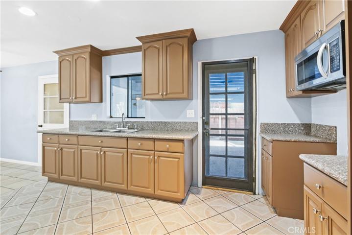 1414 S Douglas Street, Santa Ana, California 92704