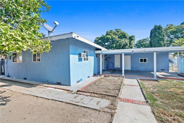 1414 S Douglas Street, Santa Ana, California 92704