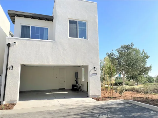 116 Scale, Irvine, California 92618