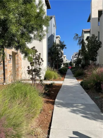 116 Scale, Irvine, California 92618