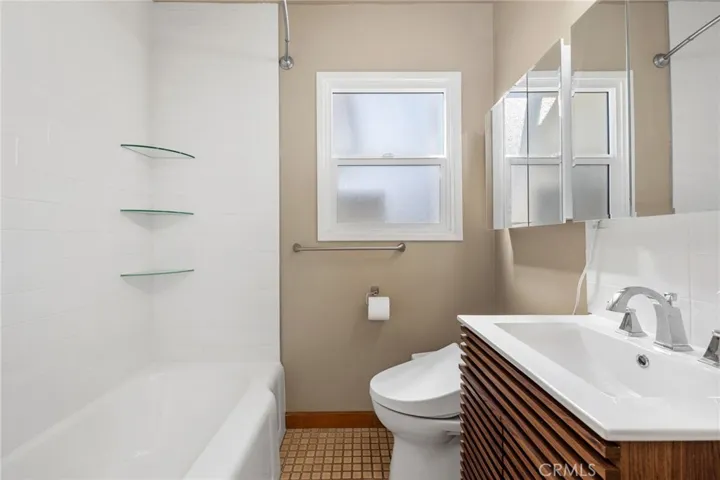 2708 Flangel Street, Lakewood, California 90712