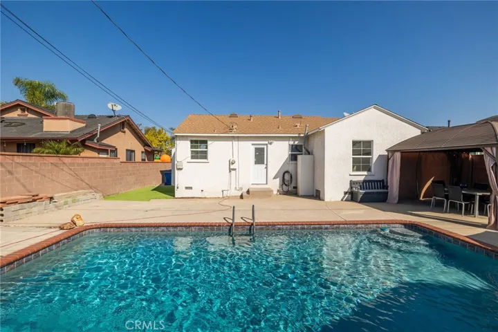2708 Flangel Street, Lakewood, California 90712