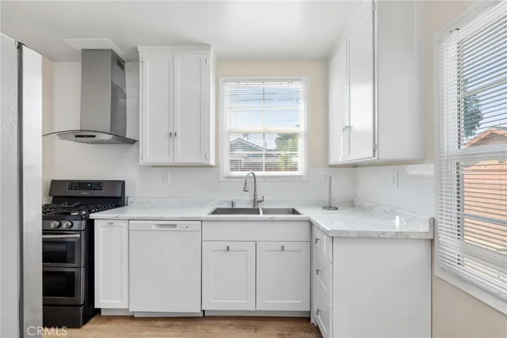 2708 Flangel Street, Lakewood, California 90712