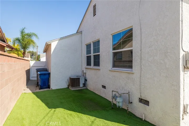 2708 Flangel Street, Lakewood, California 90712
