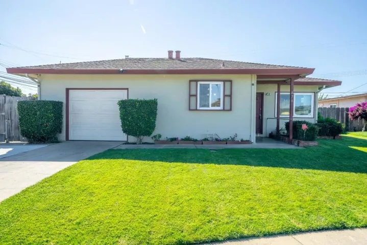 476 Vallejo Street, Salinas, California 93906