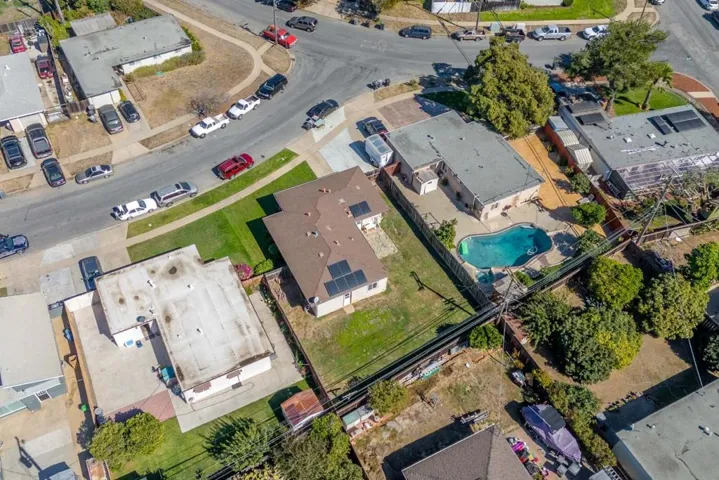 476 Vallejo Street, Salinas, California 93906