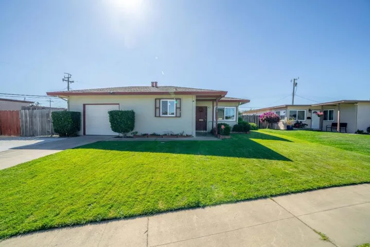 476 Vallejo Street, Salinas, California 93906