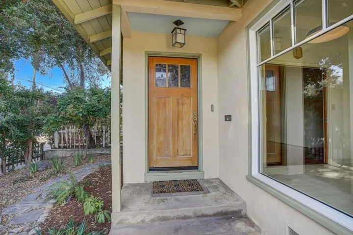 512 Caledonia Street, Santa Cruz, California 95062