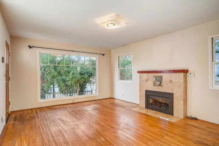512 Caledonia Street, Santa Cruz, California 95062