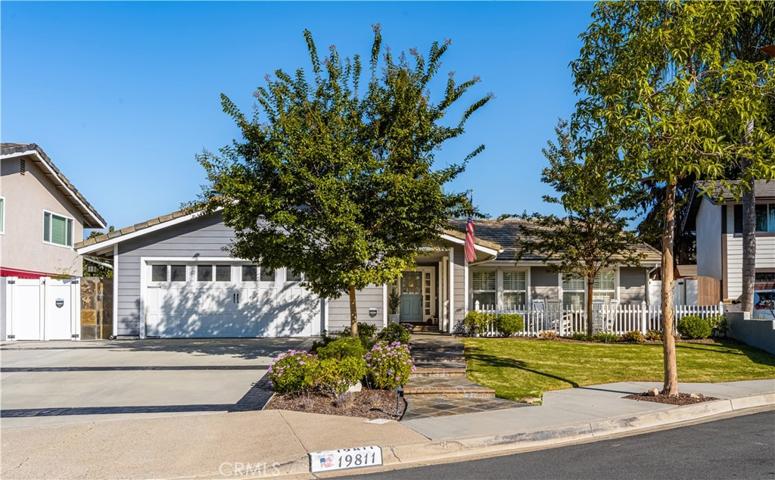 19811 Majorca Lane, Yorba Linda, California 92886