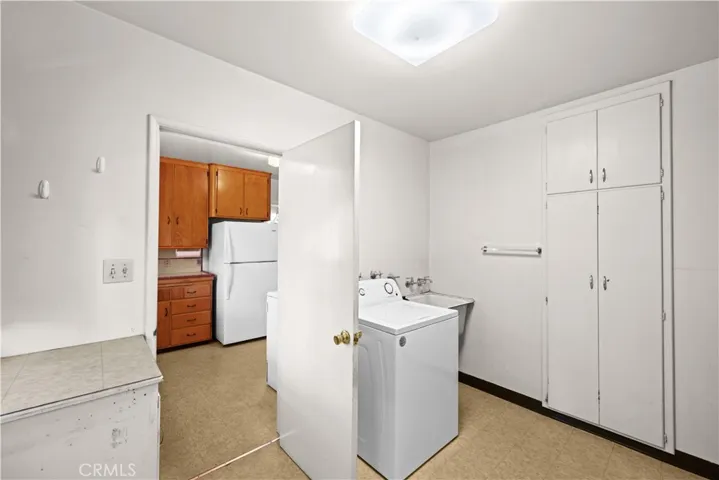 2025 S 6th Avenue, Arcadia, California 91006