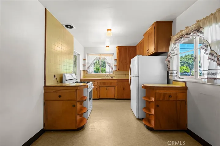 2025 S 6th Avenue, Arcadia, California 91006