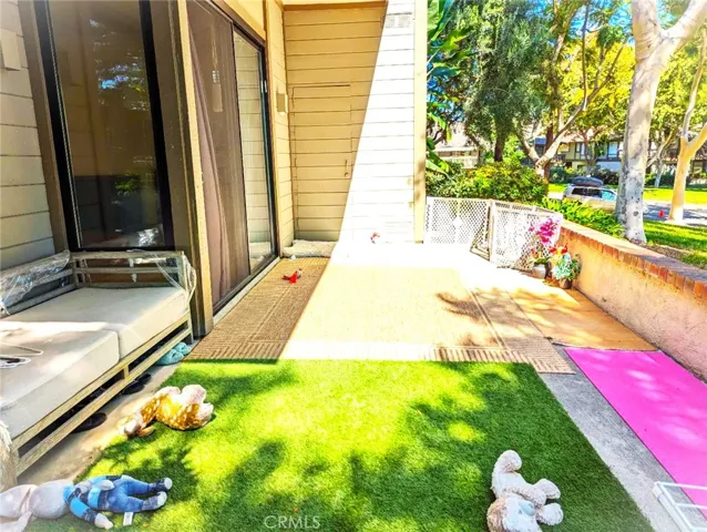 7 Montanas Este Unit 48, Irvine, California 92612