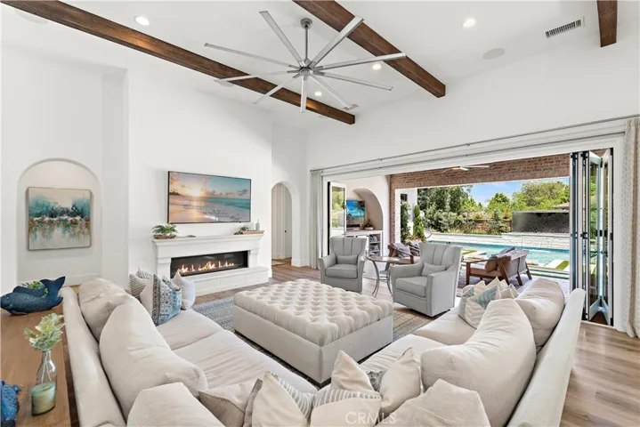 7 Sky Ranch Road, Ladera Ranch, California 92694