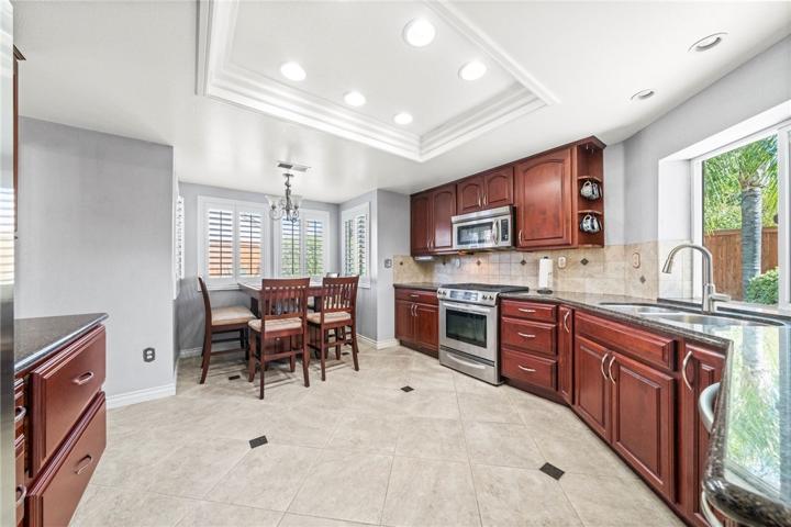 39994 Fairwood Circle, Murrieta, California 92562