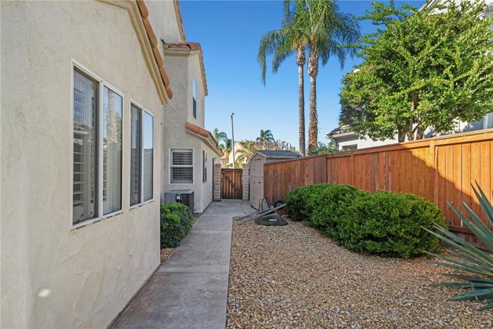 39994 Fairwood Circle, Murrieta, California 92562