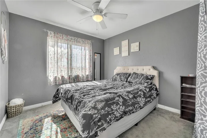 2532 Summerchase Avenue, Rosamond, California 93560