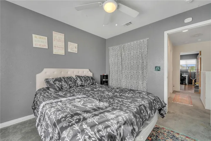 2532 Summerchase Avenue, Rosamond, California 93560
