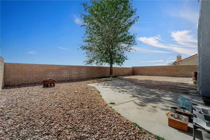 2532 Summerchase Avenue, Rosamond, California 93560