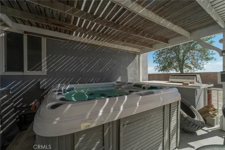2532 Summerchase Avenue, Rosamond, California 93560