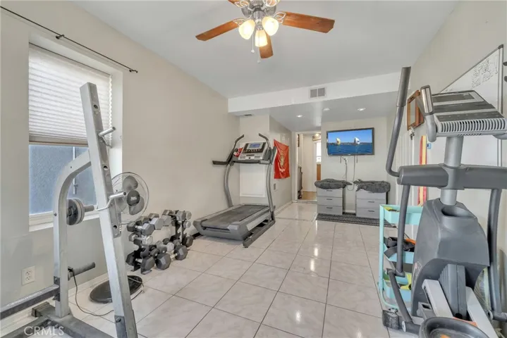 2532 Summerchase Avenue, Rosamond, California 93560