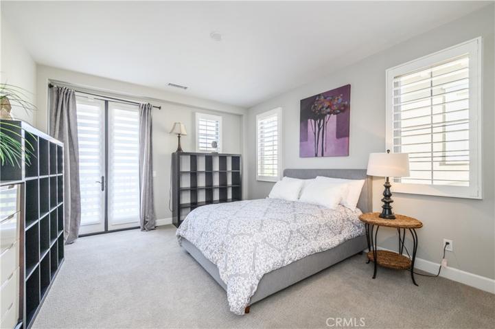 126 Long Fence, Irvine, California 92602