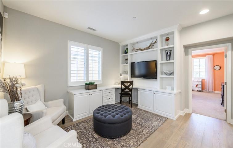 126 Long Fence, Irvine, California 92602