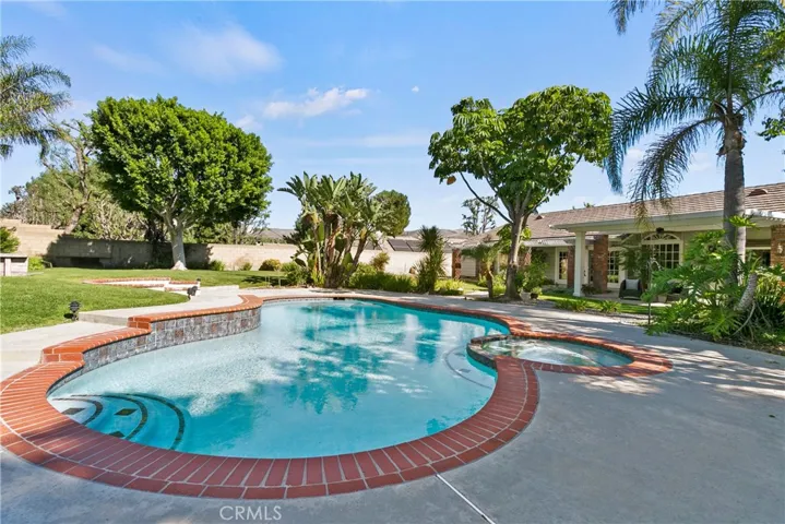 An expansive and private backyard!