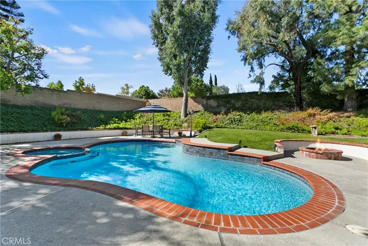 Lots of fun to be had in the sparkling pool!