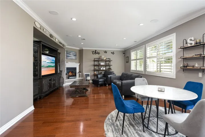 Family room! TV Entertainment with matching wood table only, included!