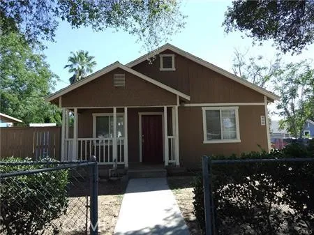608 E Central Avenue, Redlands, California 92374
