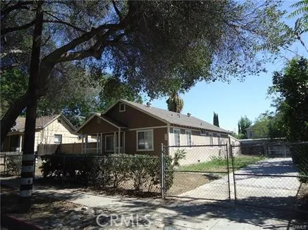 608 E Central Avenue, Redlands, California 92374
