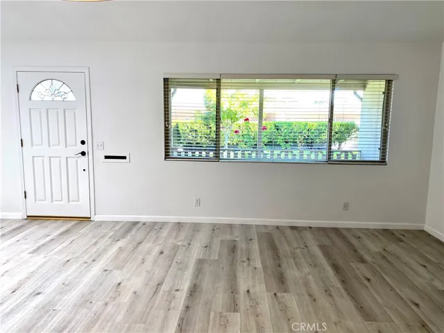 13521 Wentworth Lane, M5-107i, Seal Beach, California 90740