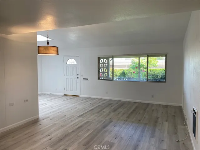13521 Wentworth Lane, M5-107i, Seal Beach, California 90740