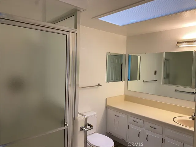 13521 Wentworth Lane, M5-107i, Seal Beach, California 90740